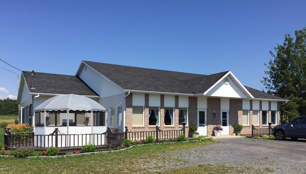 Maison Du Moulin L'Isle-aux-Coudres Exterior foto